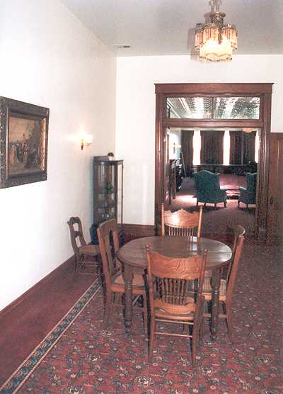 Bailey Hotel Breakfast Room